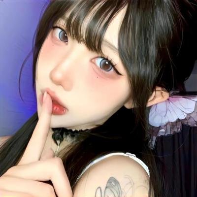赤裸羔羊